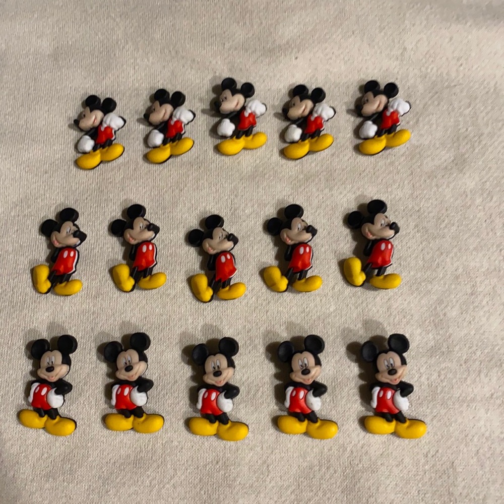 Mickey Mouse Buttons - image 1